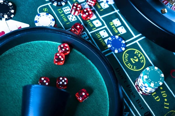 Slot tournament interface with leaderboard